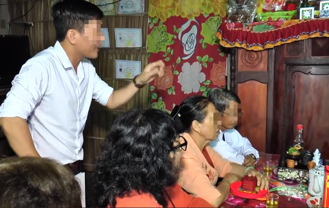 Thông gia đại chiến: Không cưới được người quay sang đòi sính lễ