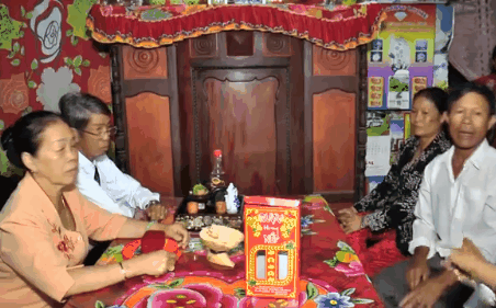 Thông gia đại chiến: Cô dâu chú rể hủy hôn nhưng nhà trai vẫn kéo đến rước dâu, không cưới được người quay sang đòi sính lễ